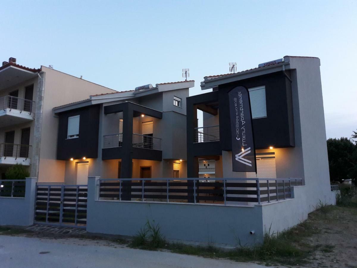 V Luxury Apartments Siviri Dış mekan fotoğraf
