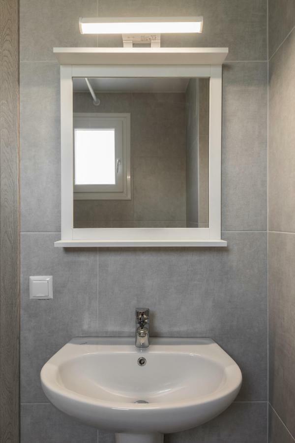 V Luxury Apartments Siviri Dış mekan fotoğraf